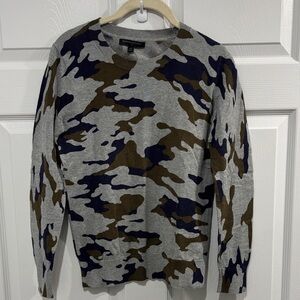 Banana Republic Gray Camouflage Crewneck Sweater